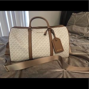 Micheal Kors Weekender